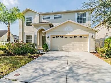 10621 Lucaya Dr — exterior photo