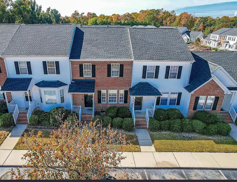 1707 Stroll Cir — exterior photo