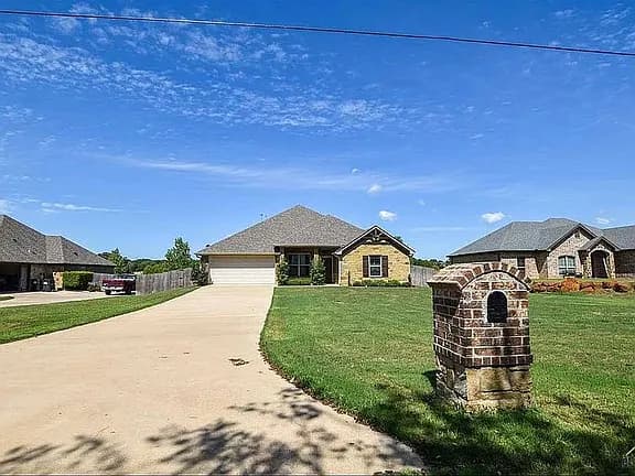 11542 County Road 1259 — exterior photo