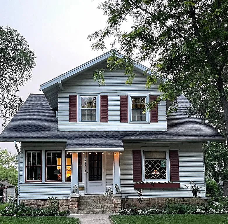 605 Park St — exterior photo