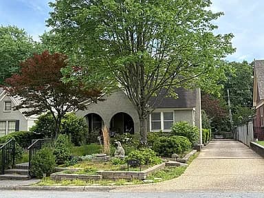 5119 Country Club Blvd — exterior photo