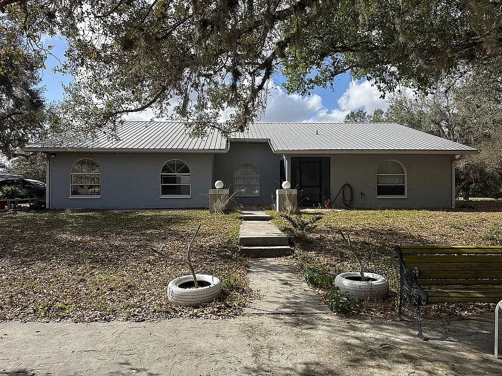 1767 Pollywog Crossover Rd — exterior photo