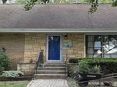 2619 Alexander St — exterior photo