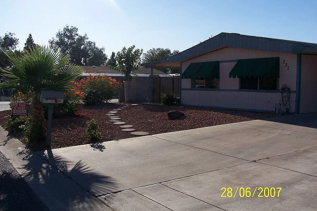 232 E Bluefield Ave — exterior photo