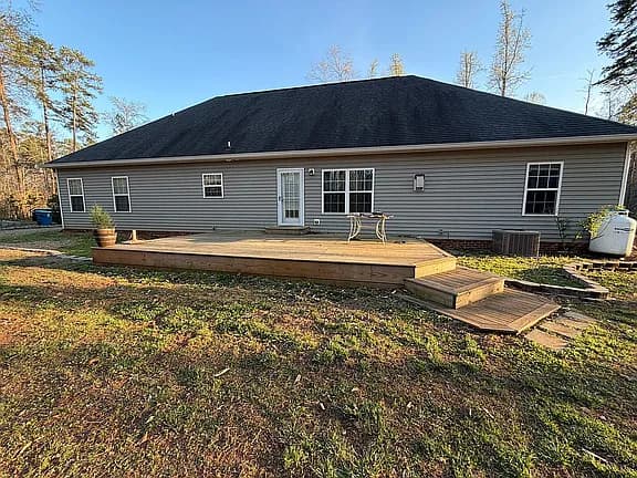 4628 Cayton Dr — exterior photo