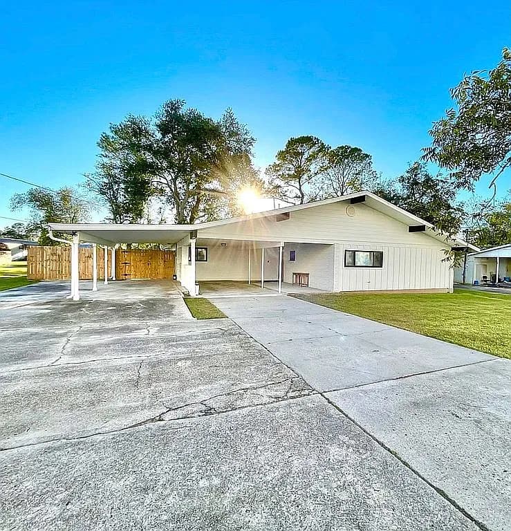 129 Nini Rd — exterior photo