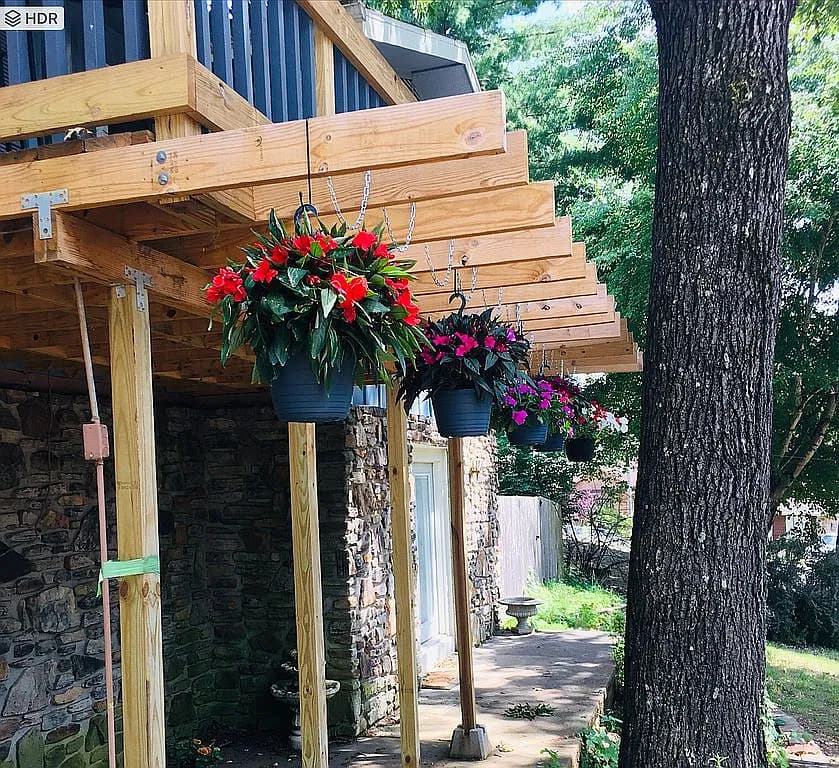 25 Wimbledon Way — exterior photo