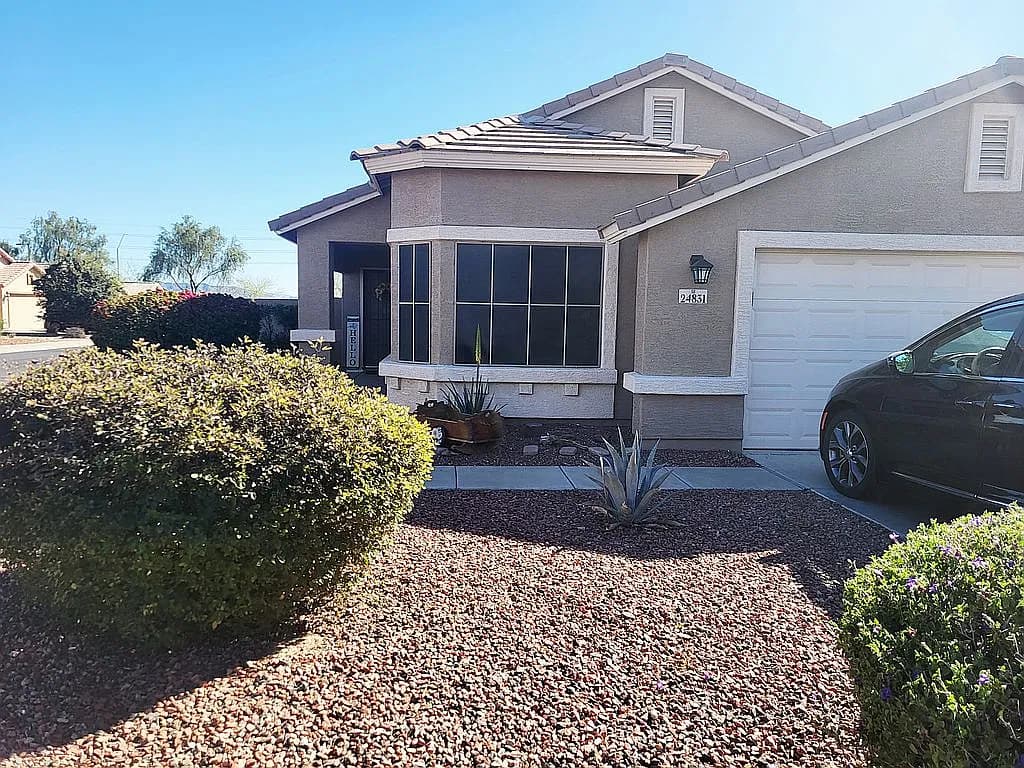 24831 W Huntington Dr — exterior photo