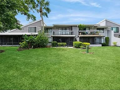 5125 Cypress Creek Dr #204 — exterior photo