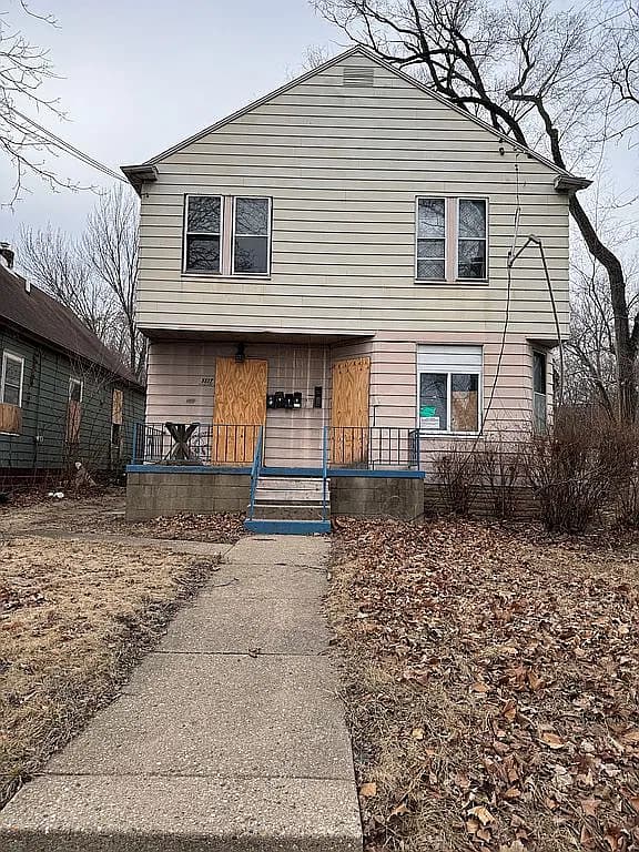 3327 NE Madison Ave — exterior photo