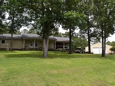 75 Lookout Dr — exterior photo