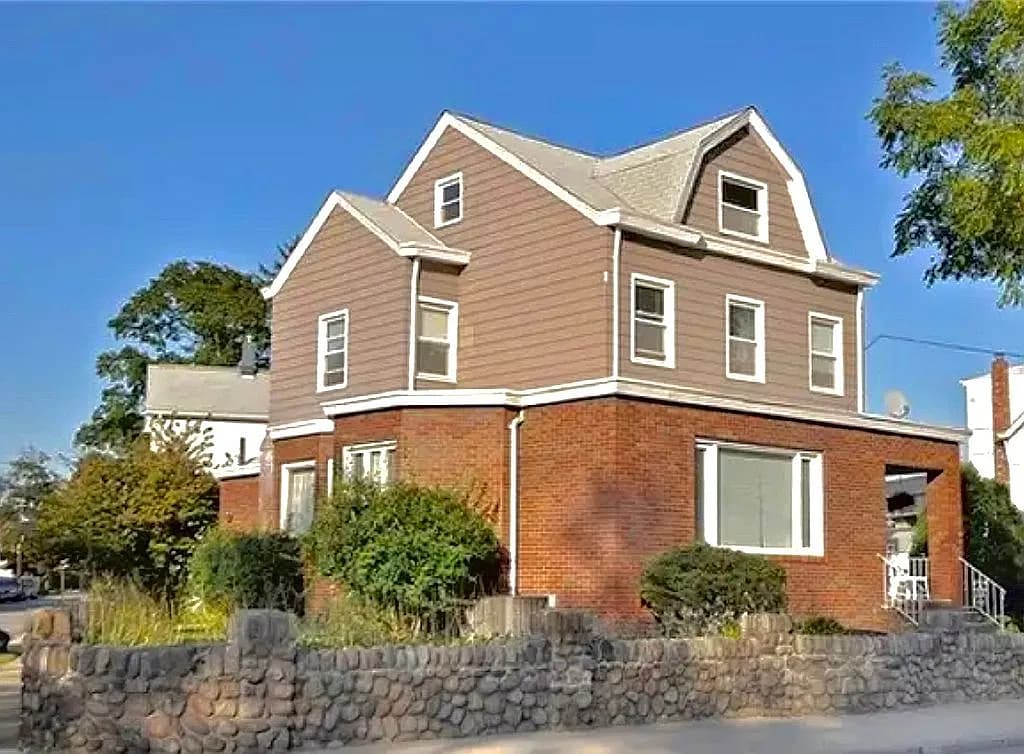 190 Totowa Rd — exterior photo