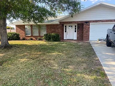 3127 Shannon Dr — exterior photo