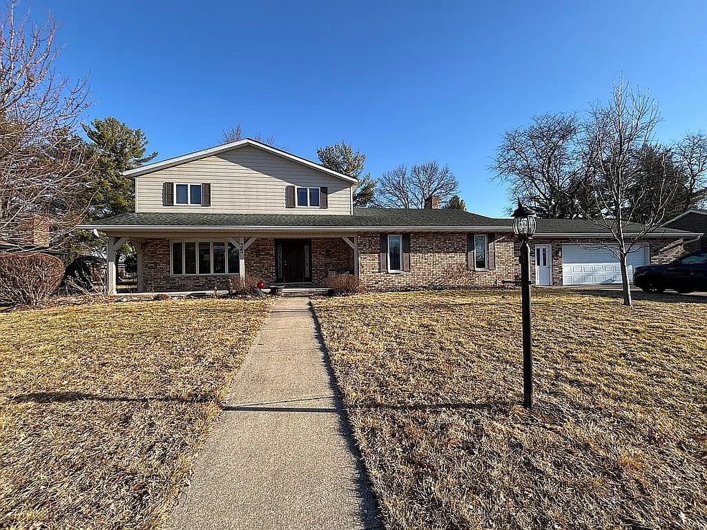 35 Hickory Ridge Dr — exterior photo