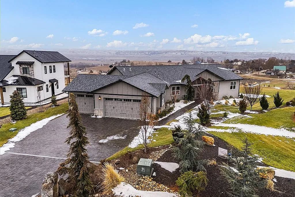 16353 Brunello Ct — exterior photo