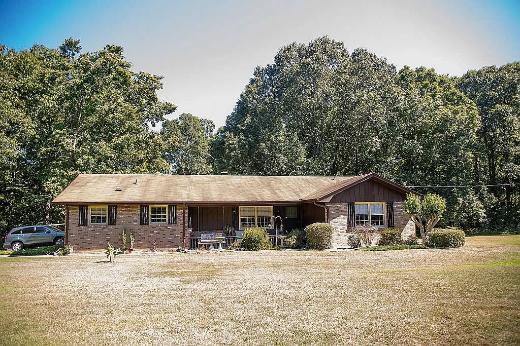 4984 Richardson Rd SW — exterior photo