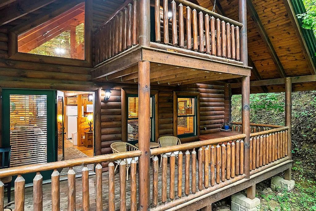 641 Gatlinburg Falls Way — exterior photo