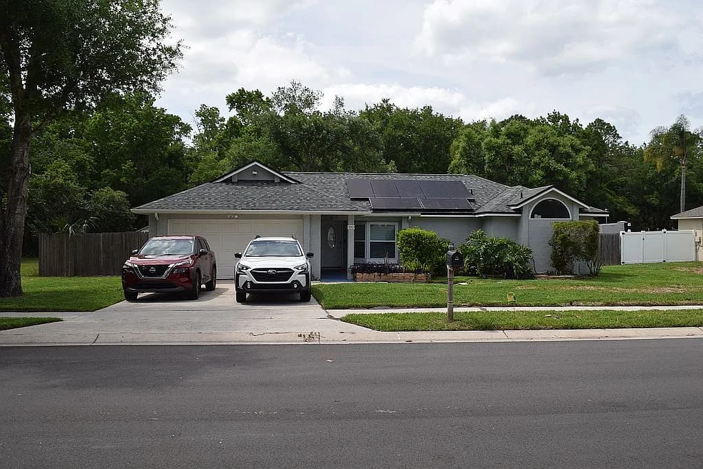 1092 W Riviera Blvd — exterior photo
