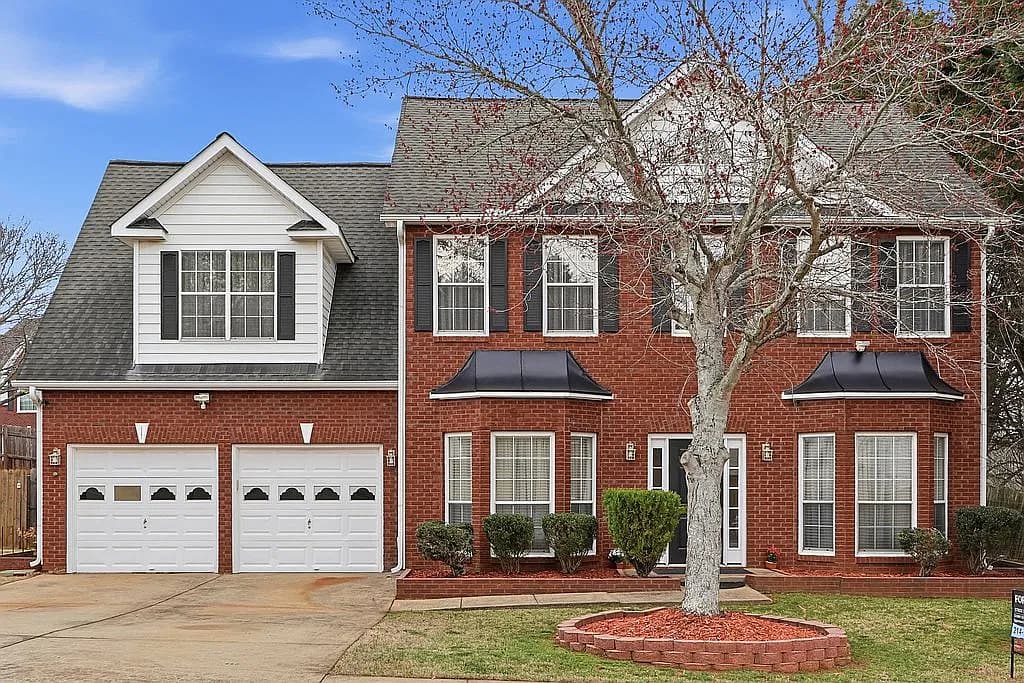 1261 Woodland View Rd — exterior photo
