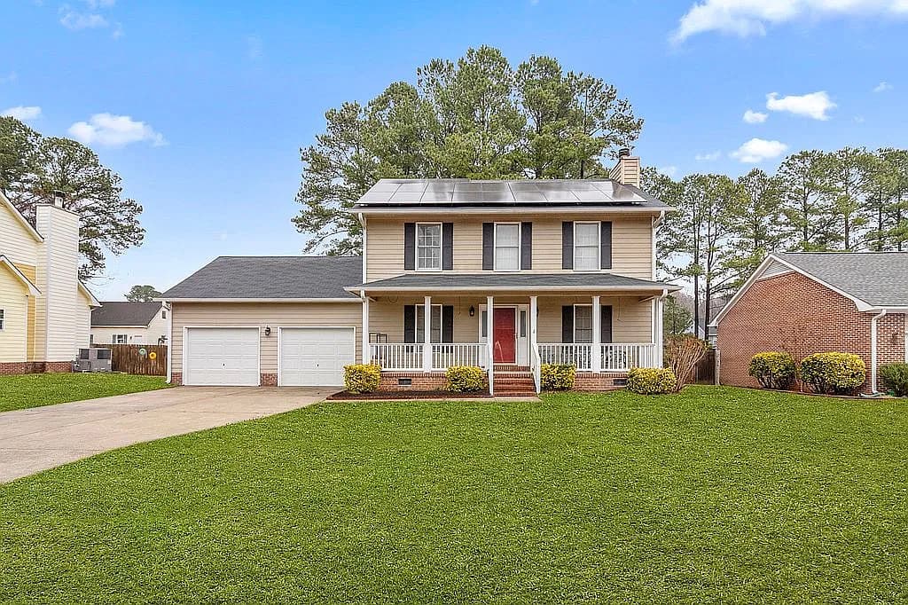 7522 Hammersley Rd — exterior photo