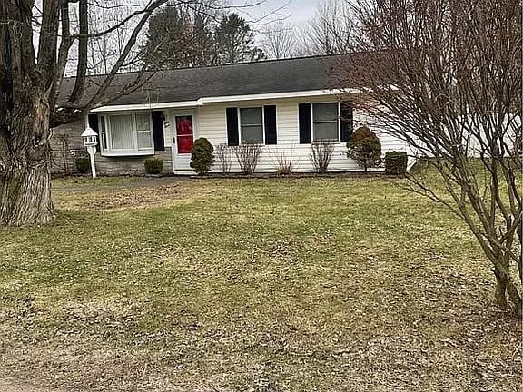 33 Tindall Mnr — exterior photo
