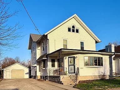 605 State St — exterior photo