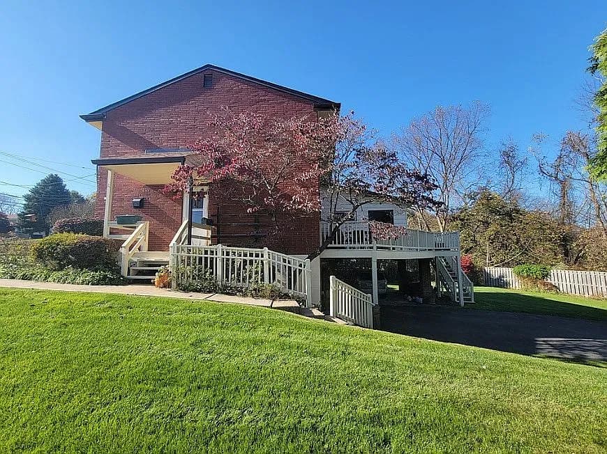 4611 Northern Pike — exterior photo