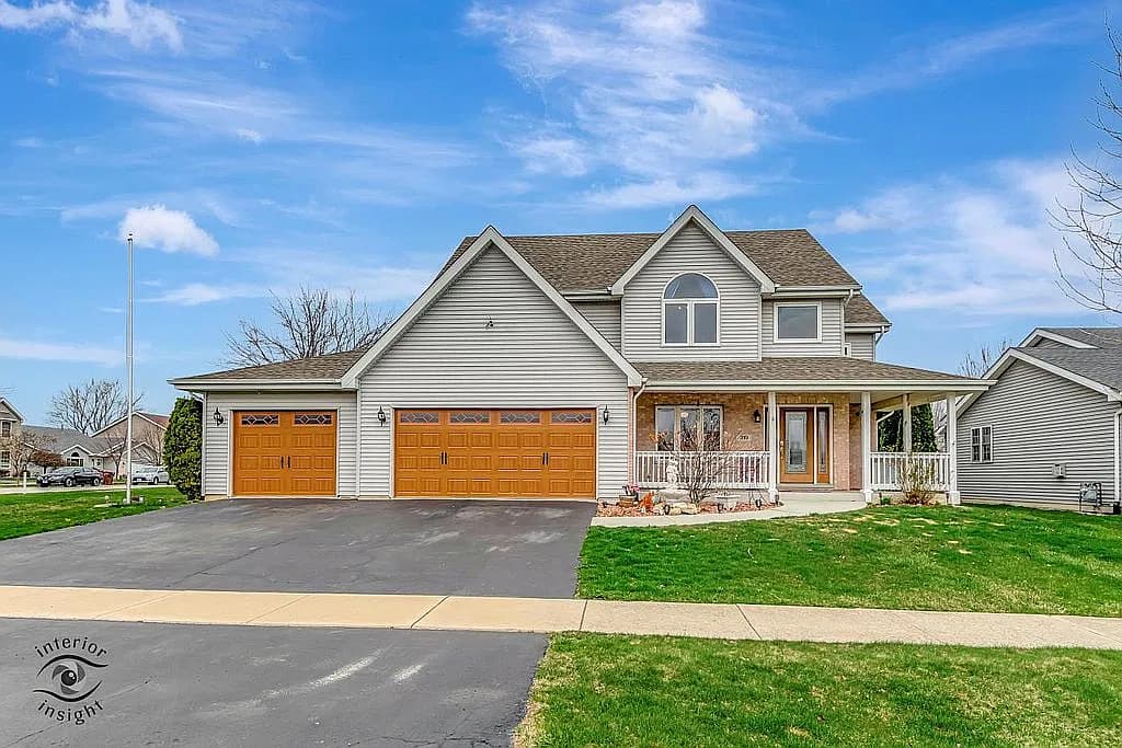 319 Mallards Cv — exterior photo