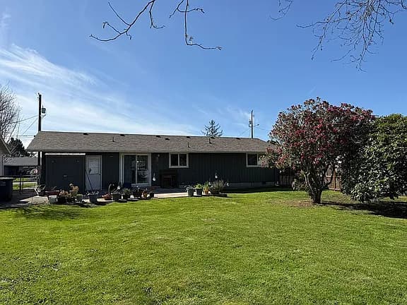 338 NE San Bayo Cir #O — exterior photo