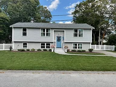 15 Grove St — exterior photo