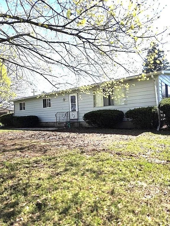 252 Dodge Ct — exterior photo