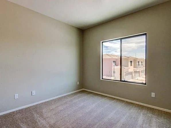 21655 N 36th Ave Unit 103 — exterior photo