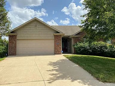 2500 Feldspar Ct — exterior photo