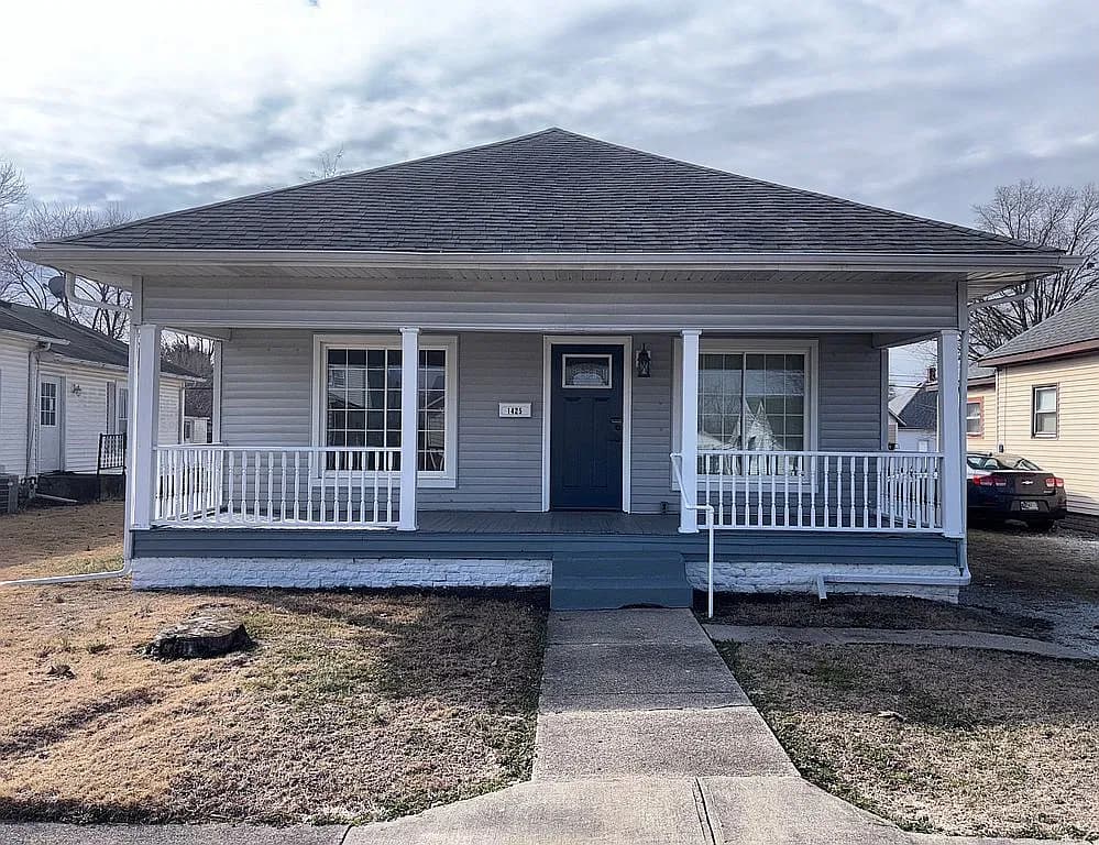 1425 S 3rd St — exterior photo