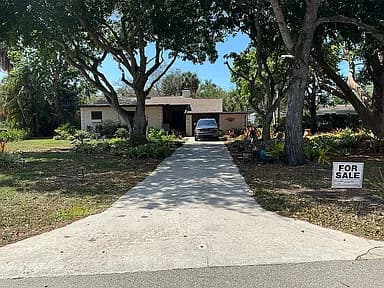 27213 Rio Vista Cir — exterior photo