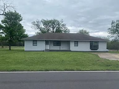 3800 Highway O — exterior photo