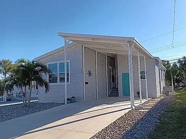 723 S Green Cir — exterior photo