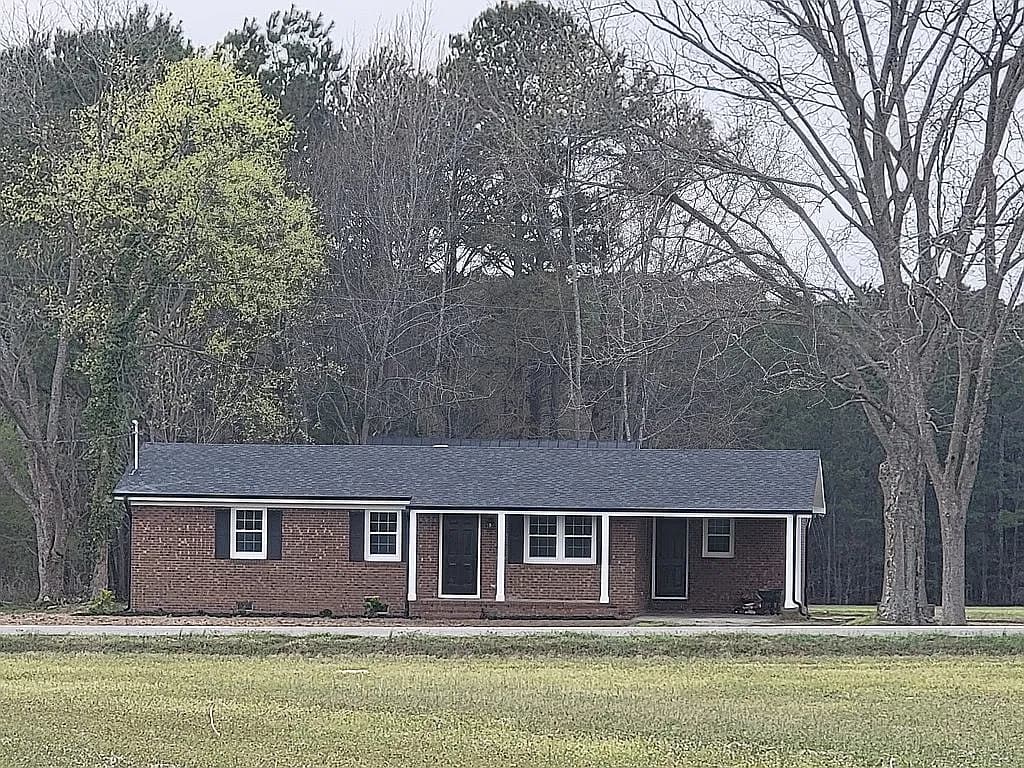 1541 Rhondale Rd — exterior photo
