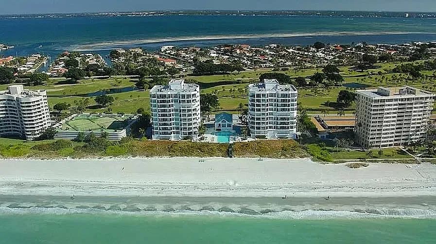 655 Longboat Club Rd Unit 13B — exterior photo