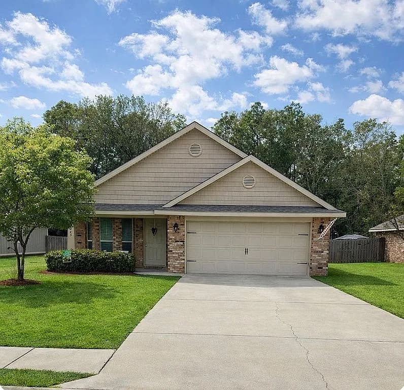 22043 Garland Loop — exterior photo