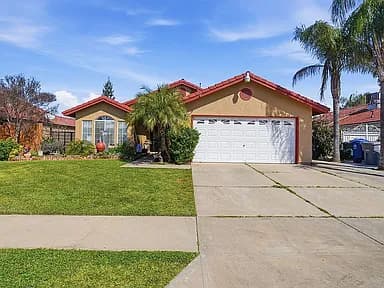 1686 Souza St — exterior photo
