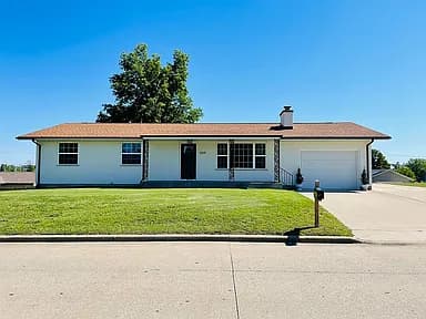 1009 Old Saint Marys Rd — exterior photo