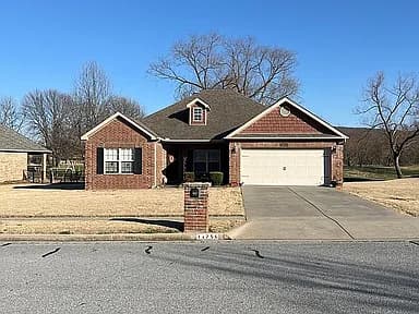 11756 Club House Pkwy — exterior photo