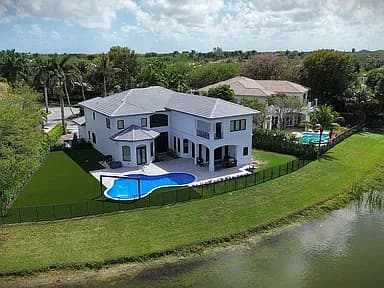 17895 Cadena Dr — exterior photo