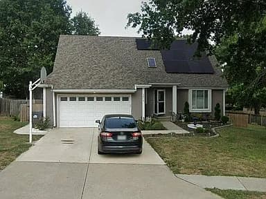 2404 NE Mill Crk — exterior photo