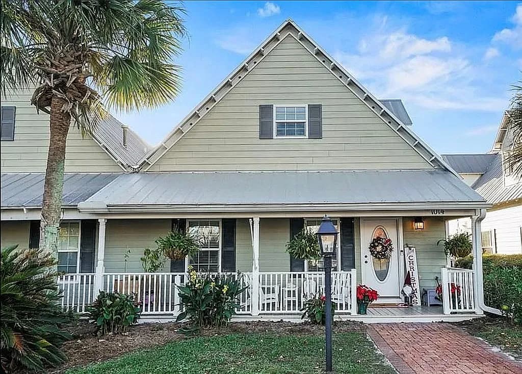 1014 Long Ave — exterior photo