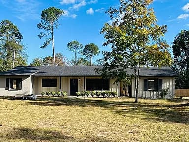 1105 Loop Rd — exterior photo