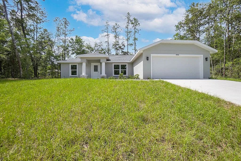 6243 N Matheson Dr — exterior photo