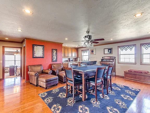 602 Brandley Cir — exterior photo