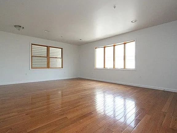 809 Central Ave APT 2 — exterior photo